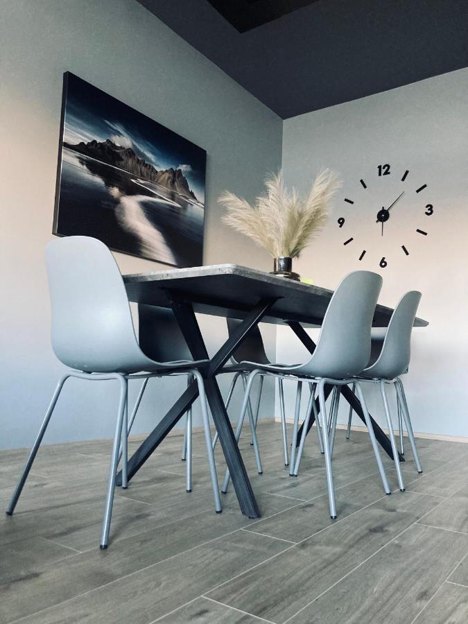 Ferienwohnung Tb Penthhouse Akureyri Exterior foto